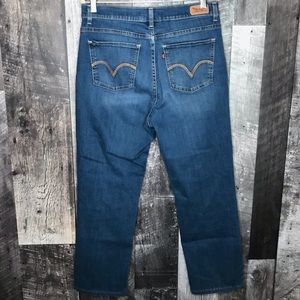 Levi’s 512 High Rise Straight Leg Jean